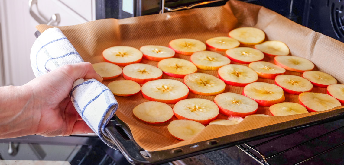 How to Dry Apples in the Oven?